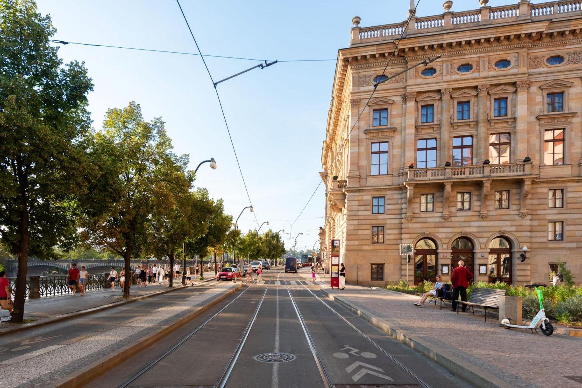Stylish 2-level Near The National Theatre * Praha